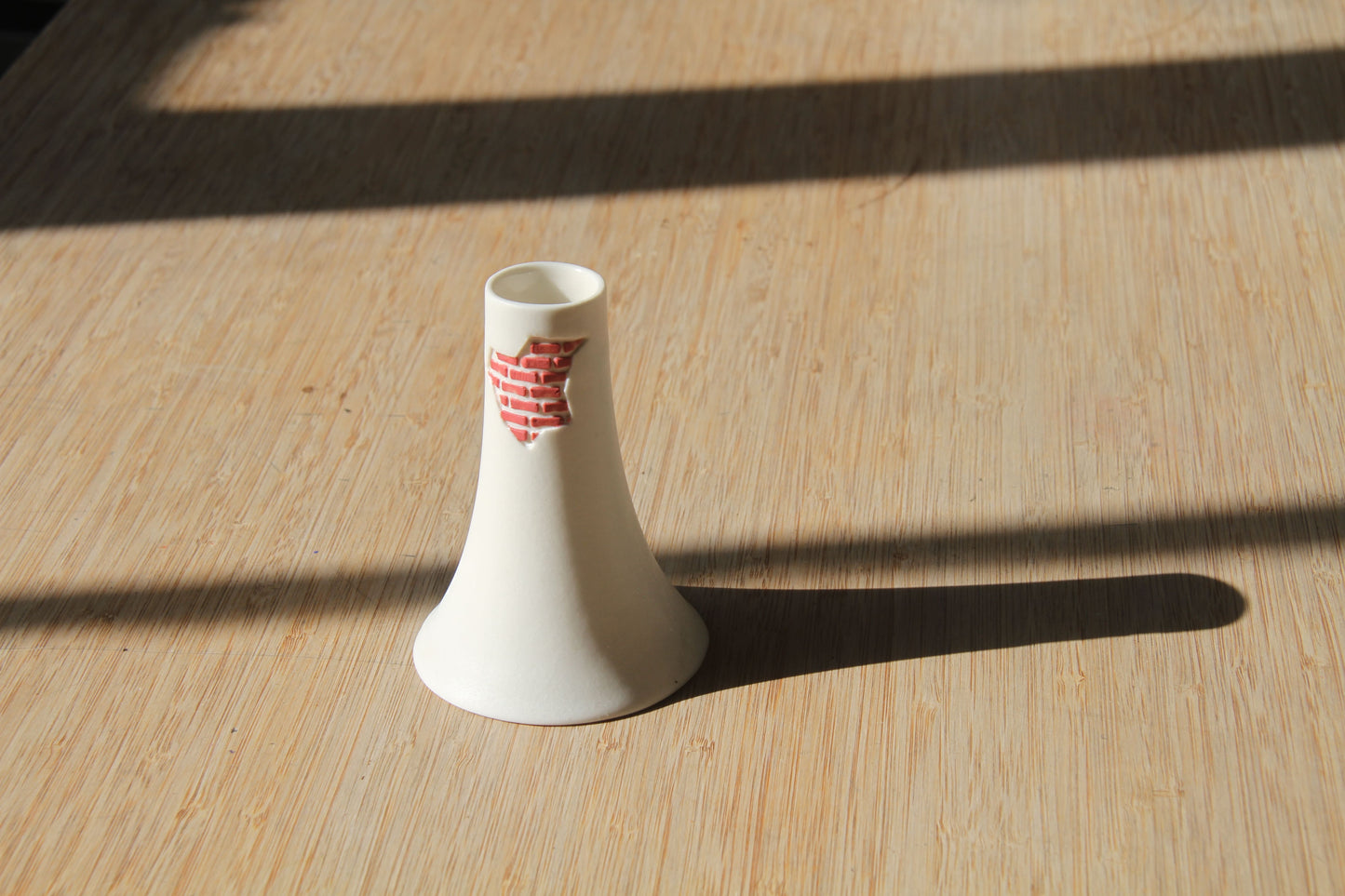 Mini Ceramic Wall Vase – Handmade Decorative Table Flower Holder