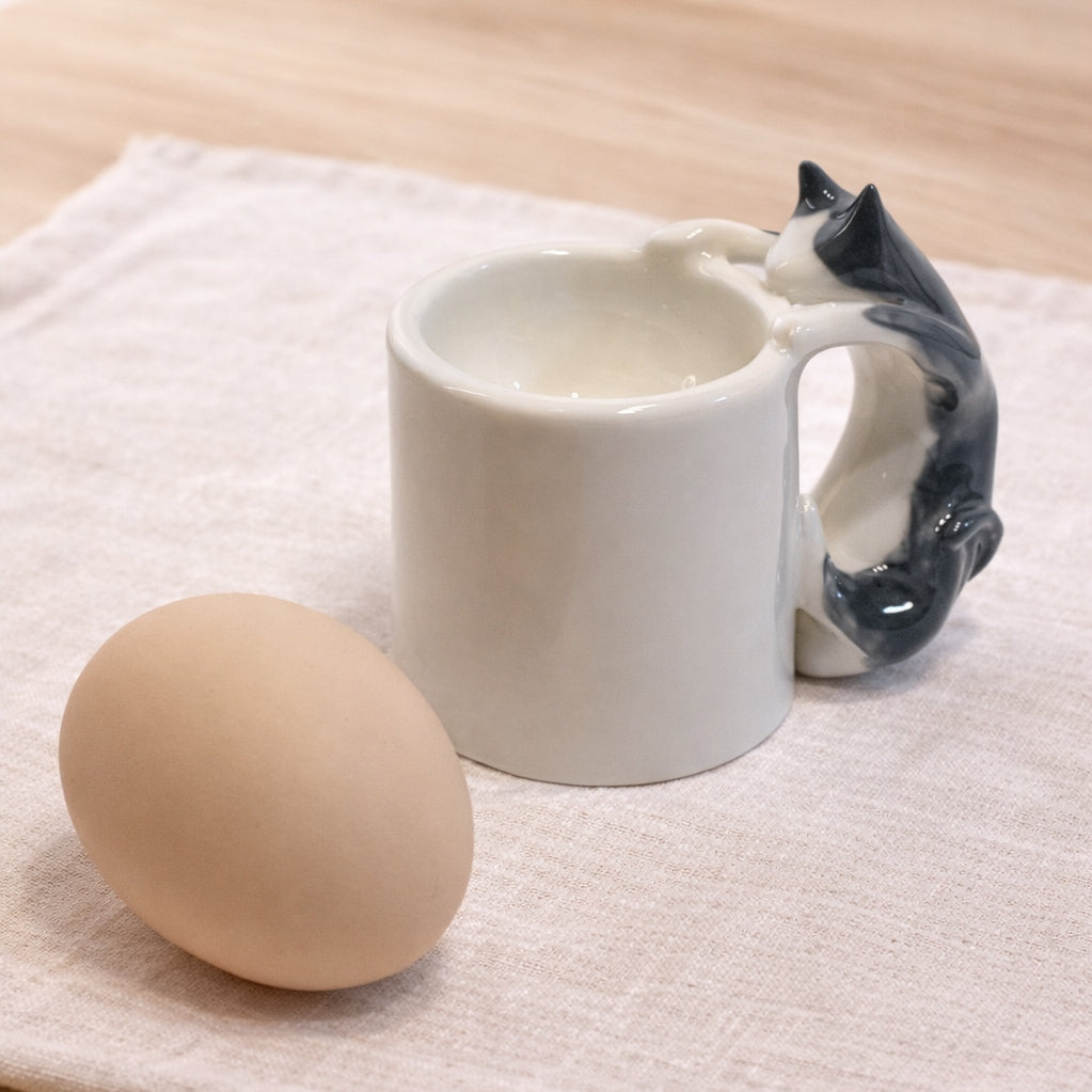 Cat Egg Cup (set of 3) – A Playful Ceramic Breakfast Object | 4am Product Design